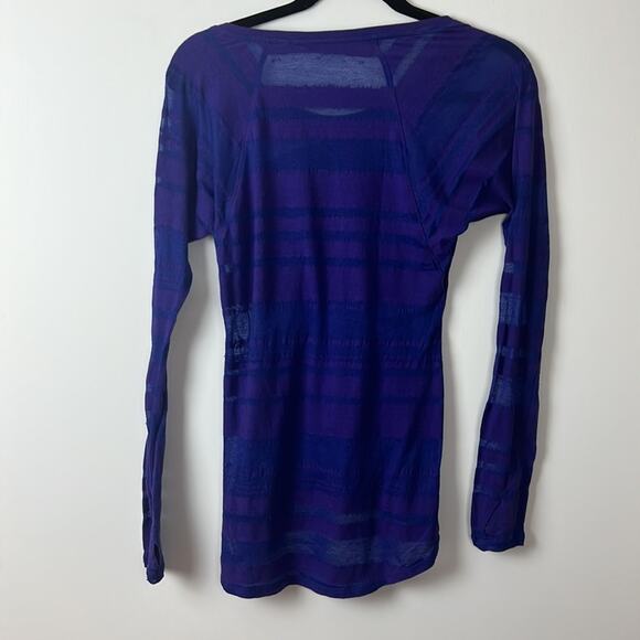Athleta Top - Women’s XS - Picture 4 of 4